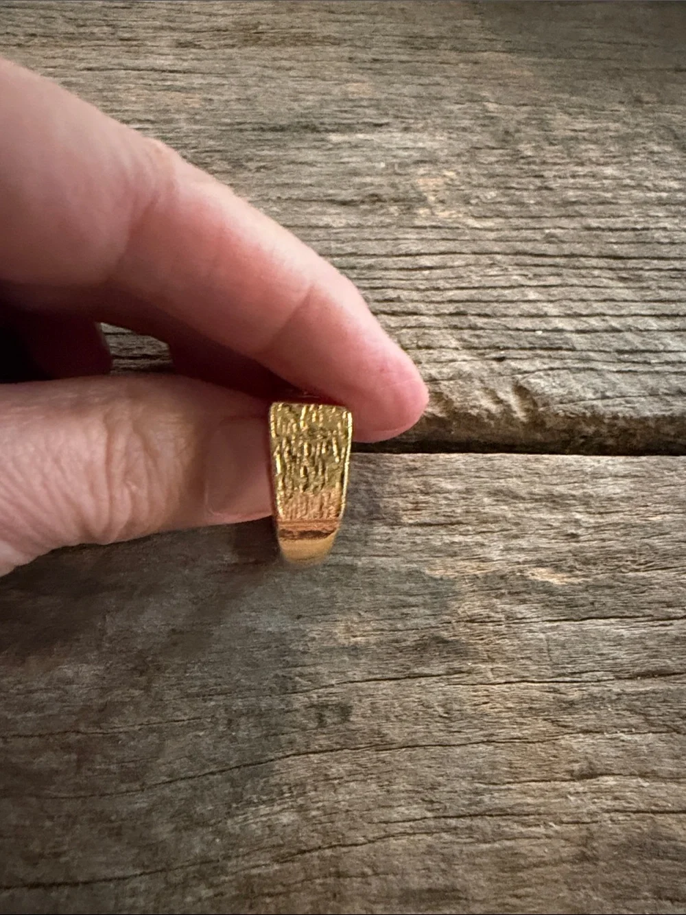 Mens/Womens art deco 18kt GF ring